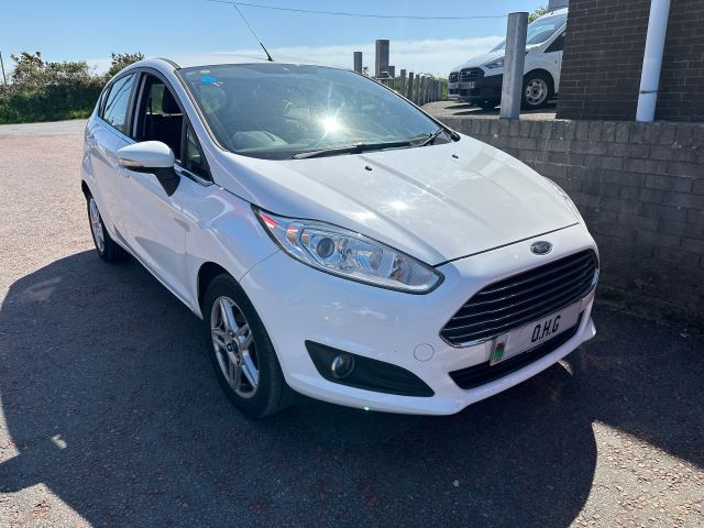 Ford Fiesta 1.25 Zetec Hatchback 5dr Petrol Manual Euro 5 (82 ps)