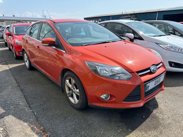 Ford Focus 1.6 TDCi Zetec Hatchback 5dr Diesel Manual Euro 5 (s/s) (115 ps)